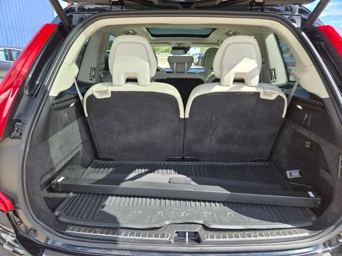 Used 2018 Volvo XC90 T6 Inscription w/ Convenience Package image 16