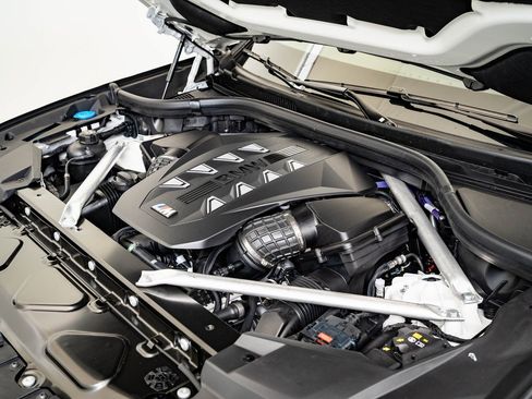 New 2026 BMW X5 M60i image 36
