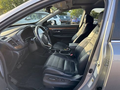 Used 2018 Honda CR-V Touring image 17