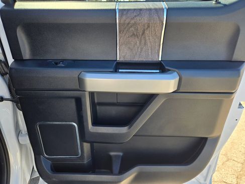 Used 2017 Ford F250 Lariat w/ Lariat Ultimate Package image 16