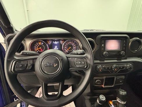 Used 2020 Jeep Wrangler Sport image 16