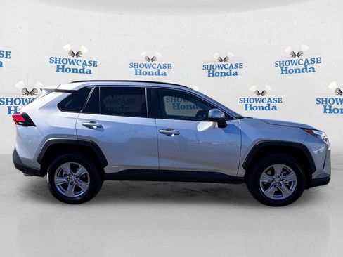 Used 2023 Toyota RAV4 LE AWD/4WD image 9