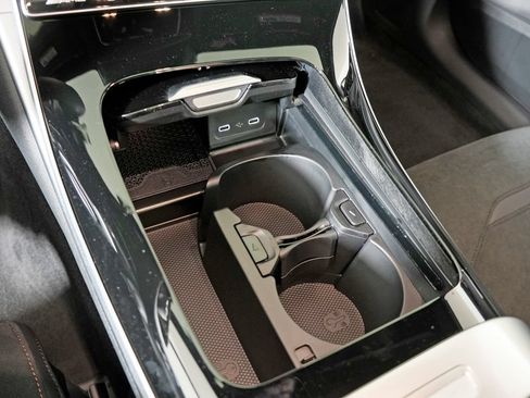 New 2026 Mercedes-Benz C 43 AMG 4MATIC Sedan image 23