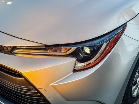 New 2026 Toyota Corolla LE image 9