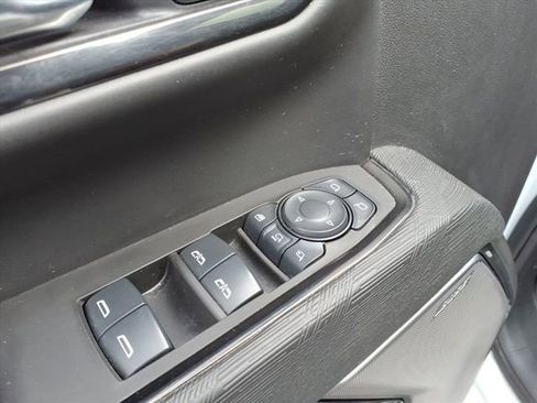 Used 2025 GMC Sierra 2500 AT4X image 20