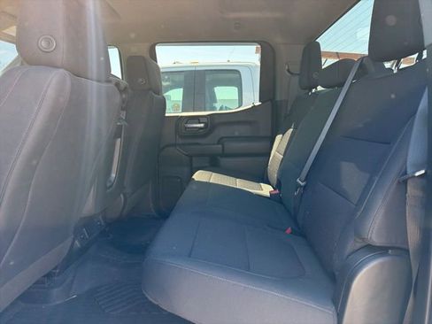 Used 2021 Chevrolet Silverado 1500 Custom Trail Boss w/ LPO, Dark Essentials Package AWD/4WD image 7