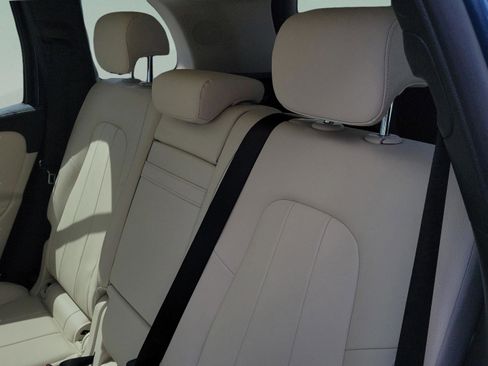 Used 2023 Mercedes-Benz GLB 250 4MATIC image 14