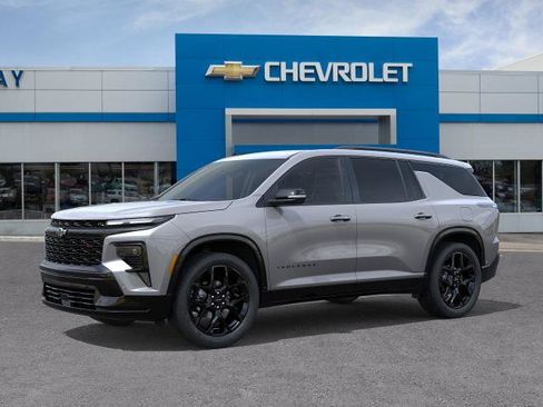 New 2026 Chevrolet Traverse RS w/ LPO, Floor Liner Package FWD image 40