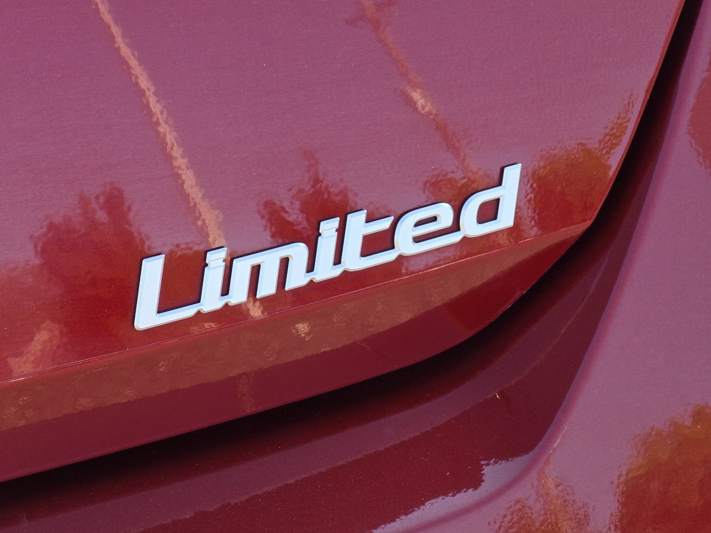 Used 2024 Hyundai Elantra Limited FWD image 17