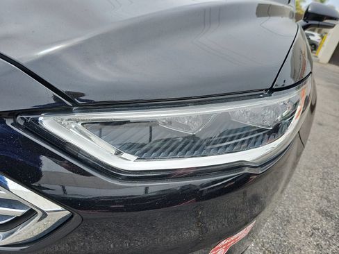Used 2018 Ford Fusion Energi SE FWD image 11