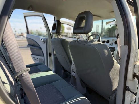 Used 2007 Chrysler PT Cruiser image 24