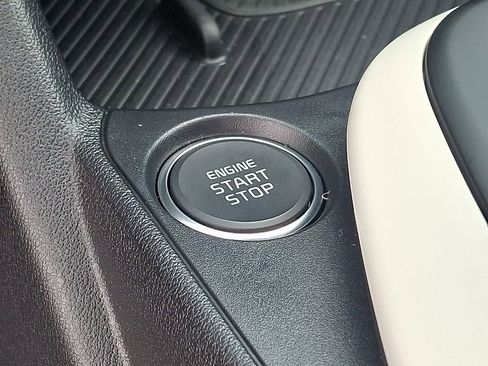 New 2025 Kia K4 GT-Line w/ GT-Line Sunroof Package image 18