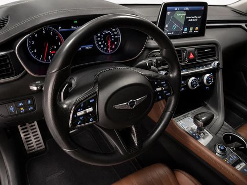 Used 2020 Genesis G70 3.3T w/ Elite Package RWD image 11