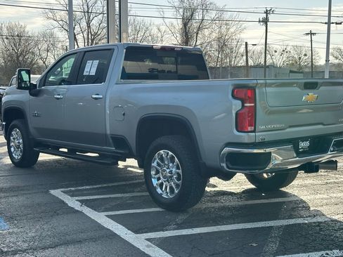 Used 2025 Chevrolet Silverado 2500 LTZ w/ LTZ Premium Texas Edition image 8