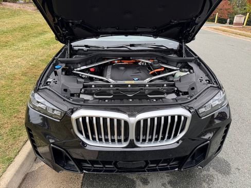 Used 2026 BMW X5 xDrive50e AWD/4WD image 16
