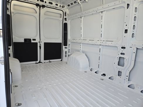 New 2026 RAM ProMaster 2500 w/ Convenience Group FWD image 21