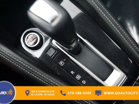 Used 2019 Nissan Kicks SV FWD image 23