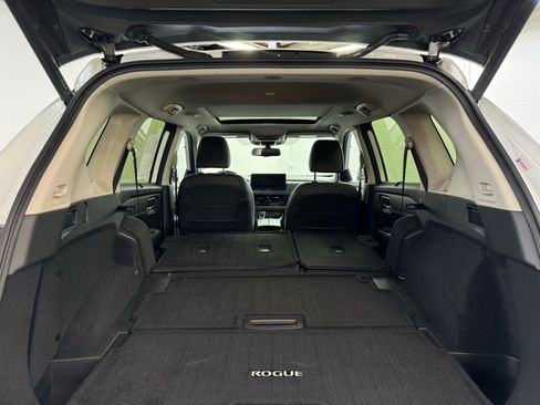 Certified 2024 Nissan Rogue Platinum w/ Platinum Premium Package image 34