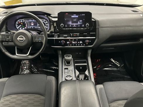 Used 2023 Nissan Pathfinder SV w/ SV Premium Package AWD/4WD image 25
