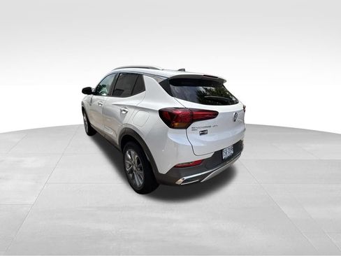 Used 2022 Buick Encore GX Essence w/ Experience Buick Package AWD/4WD image 4