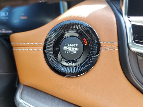 Used 2023 Jeep Compass Limited w/ Elite Group image 34