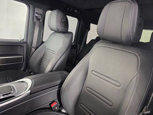 Certified 2025 Mercedes-Benz G 550 image 11