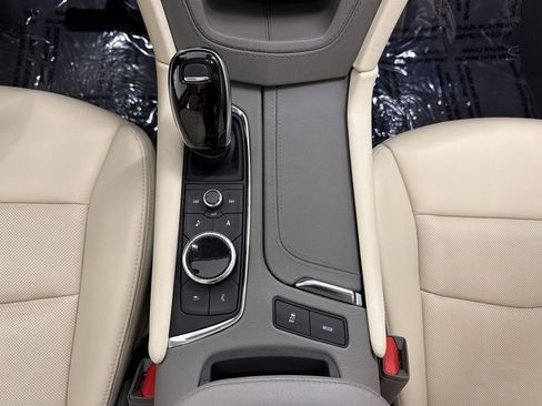 Used 2023 Cadillac XT6 Premium Luxury FWD image 33