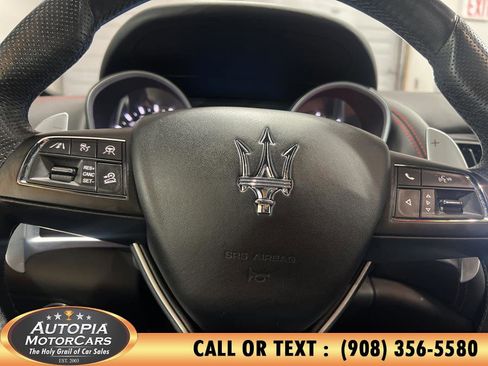 Used 2019 Maserati Levante GranSport image 33