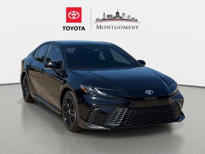 Used 2025 Toyota Camry SE w/ Convenience Package