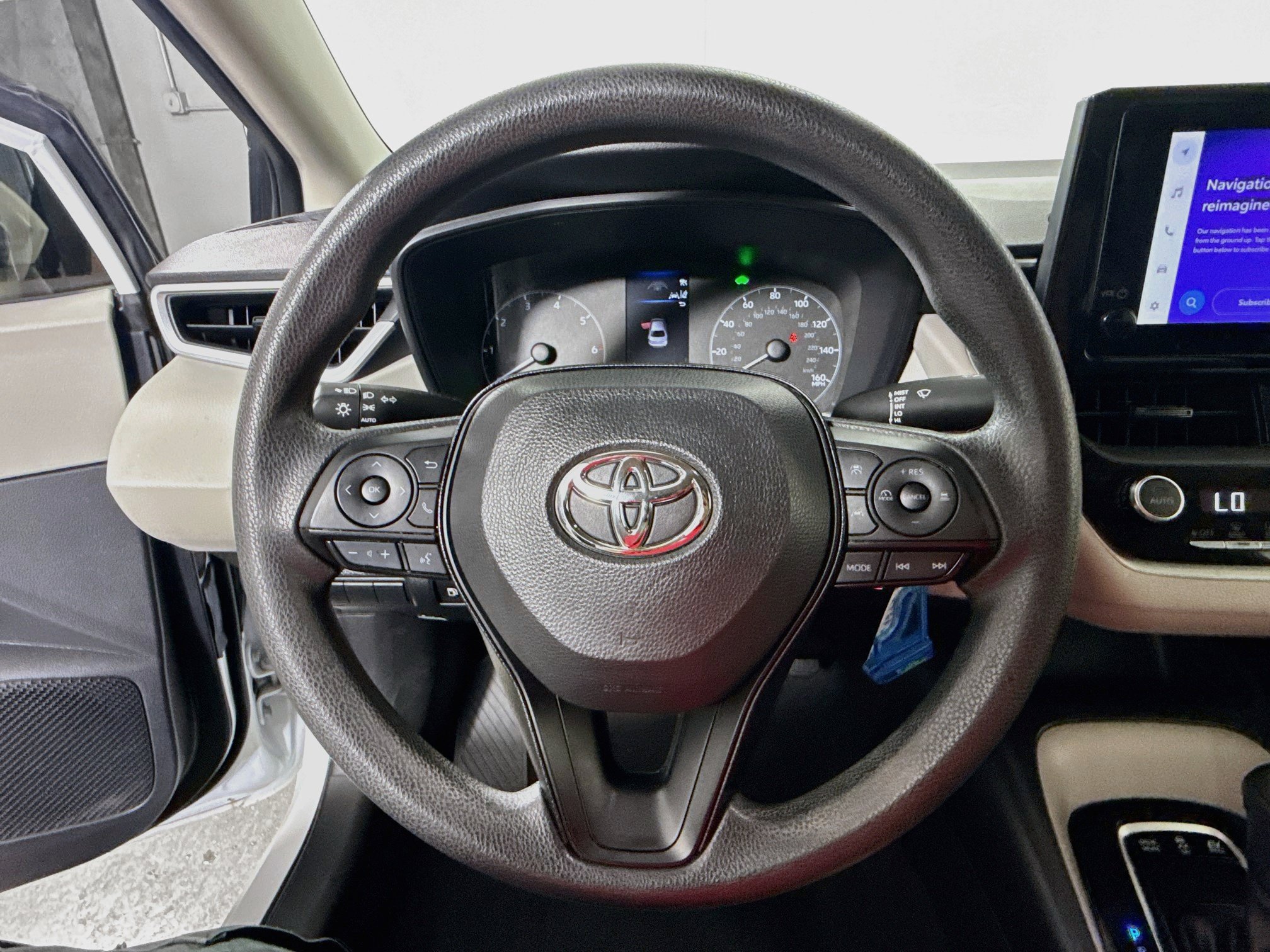 Certified 2024 Toyota Corolla LE FWD image 11