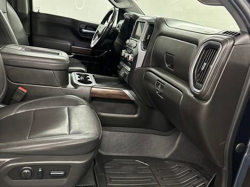 Used 2022 GMC Sierra 1500 SLT w/ SLT Premium Plus Package AWD/4WD image 40