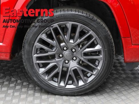 Used 2022 Jeep Compass Limited w/ (RED) Package image 34