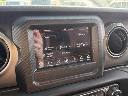 Used 2020 Jeep Wrangler Sport S image 18