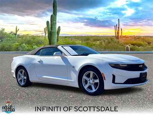 Used 2023 Chevrolet Camaro LT image 1