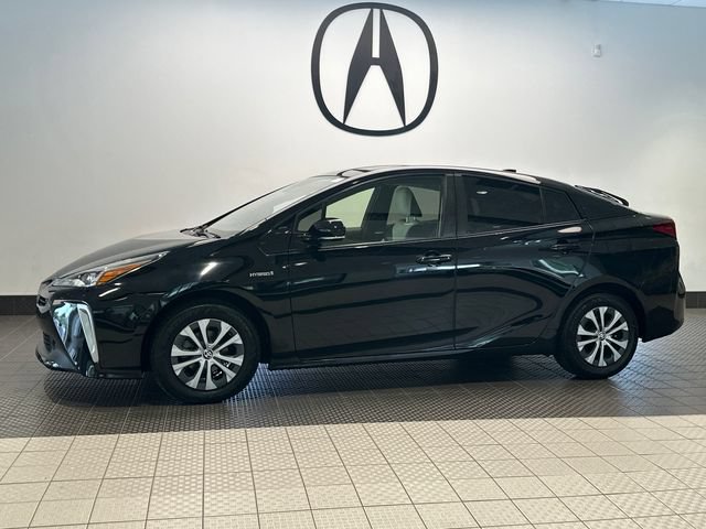 Used 2020 Toyota Prius LE AWD/4WD image 3