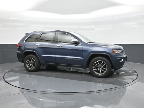 Used 2020 Jeep Grand Cherokee Limited w/ Luxury Group II image 17