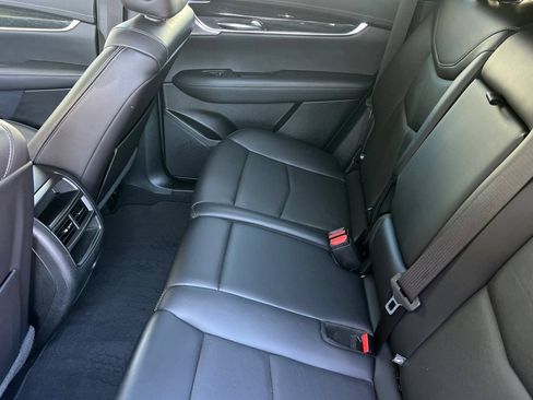 Used 2021 Cadillac XT5 Premium Luxury FWD image 18