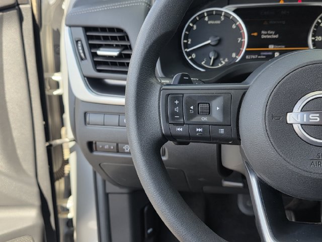 Used 2024 Nissan Rogue SV FWD image 24