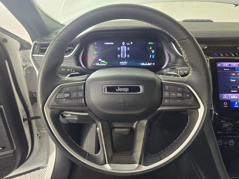 Used 2024 Jeep Grand Cherokee Limited 4xe AWD/4WD image 27