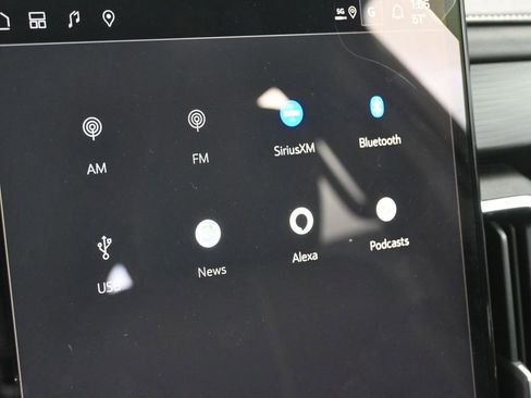 New 2025 GMC Acadia Elevation image 25