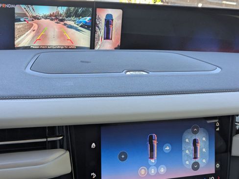 Certified 2025 Lincoln Navigator Reserve image 26