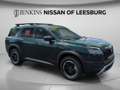 Certified 2025 Nissan Pathfinder Rock Creek AWD/4WD image 1