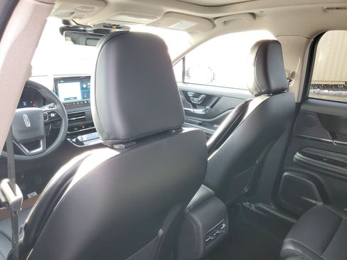 New 2026 Lincoln Corsair Premiere image 26