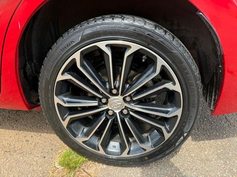 Used 2014 Toyota Corolla S image 23