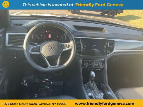 Used 2023 Volkswagen Atlas Cross Sport SEL AWD/4WD image 16