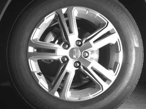 Used 2024 GMC Terrain SLE image 17