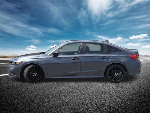 Used 2024 Honda Civic Sport image 14