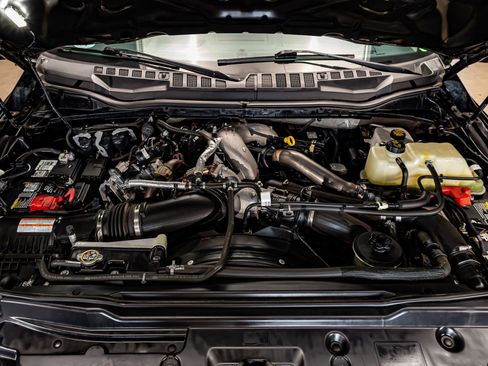 Used 2021 Ford F350 Lariat w/ Lariat Ultimate Package image 29