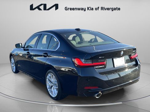 Used 2025 BMW 330i xDrive 330i xDrive Sedan AWD image 5