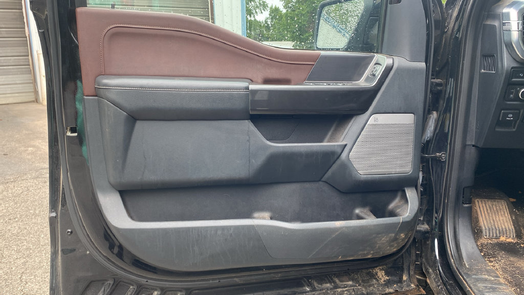 Used 2021 Ford F150 Lariat w/ Equipment Group 502A High AWD/4WD image 17